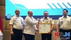 TOREHKAN PRESTASI NASIONAL, KANTOR IMIGRASI KELAS II TPI BELAWAN RAIH DUA PENGHARGAAN DALAM PROGRAM DESA BINAAN IMIGRASI